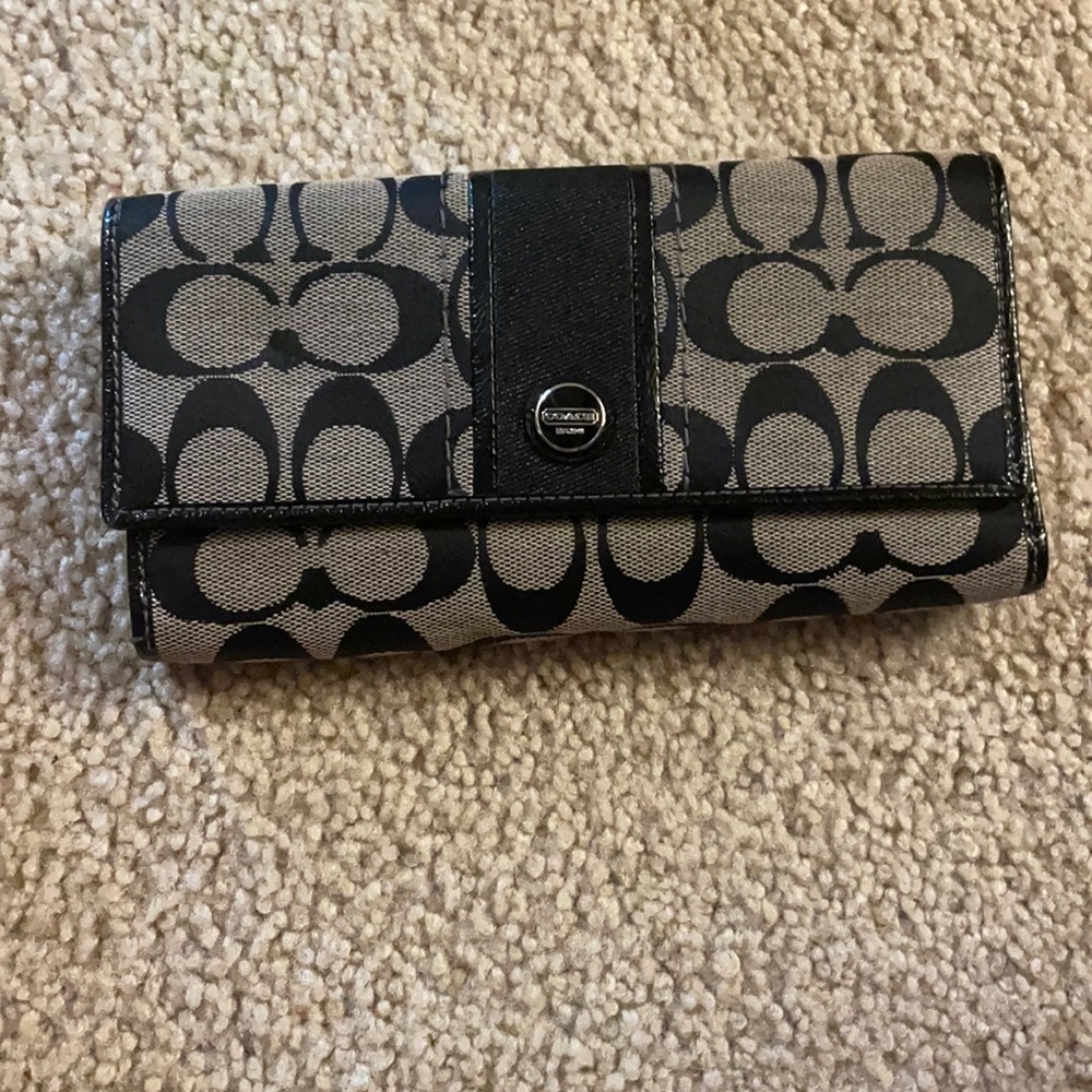 Coach wallet